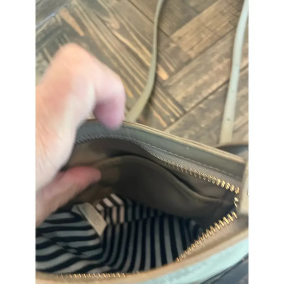 Kate Spade Crossbody Purse Travel Hobbit Academia Cottage Core Classic Simple - Picture 11 of 14